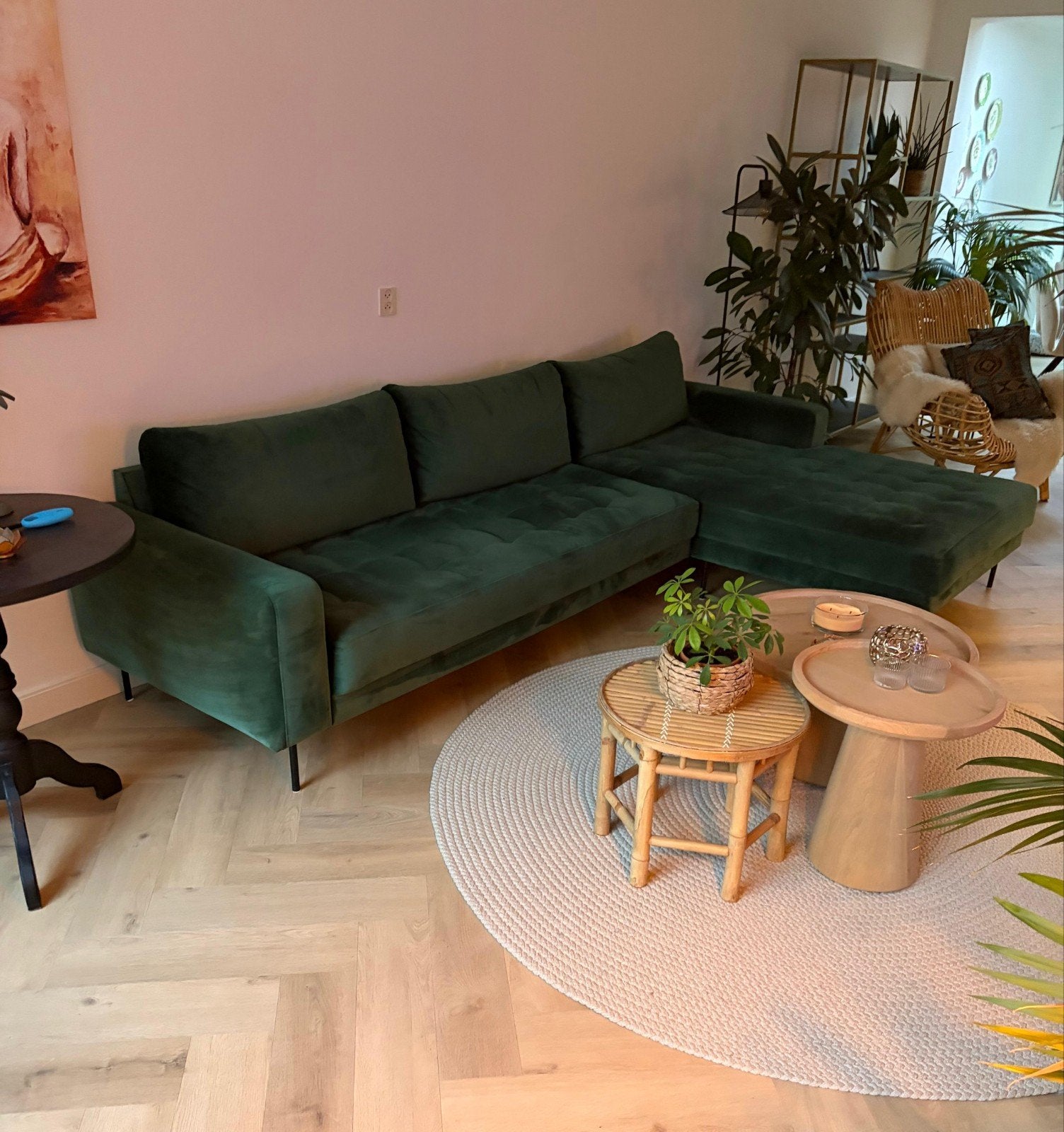 Groene bank van Sohome grote hoekbank met lounge gedeelte, Huis en Inrichting, Ophalen, 250 tot 300 cm, Gebruikt, 75 tot 100 cm
