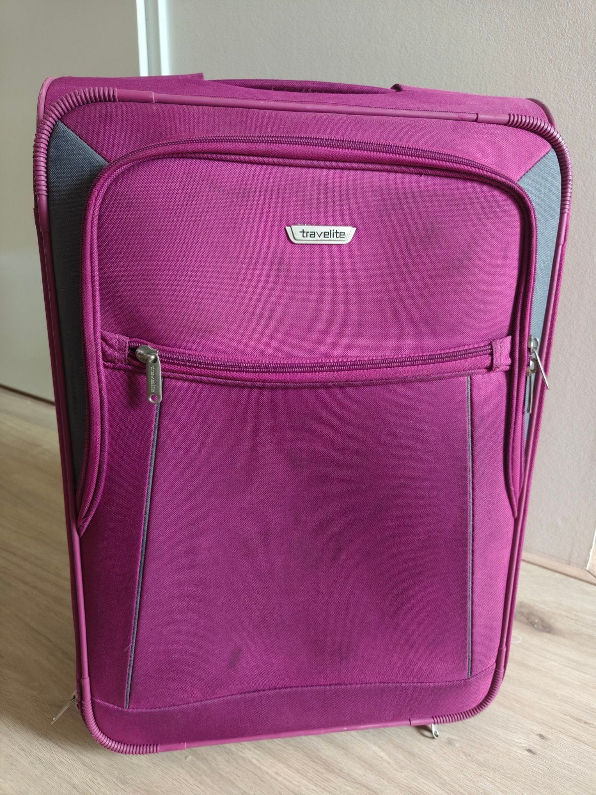 Travelite Koffer Zacht Materiaal 40x60 cm - 2 Wielen +- 50L, Sieraden, Tassen en Uiterlijk, 40 tot 60 cm, Gebruikt, 20 tot 30 cm