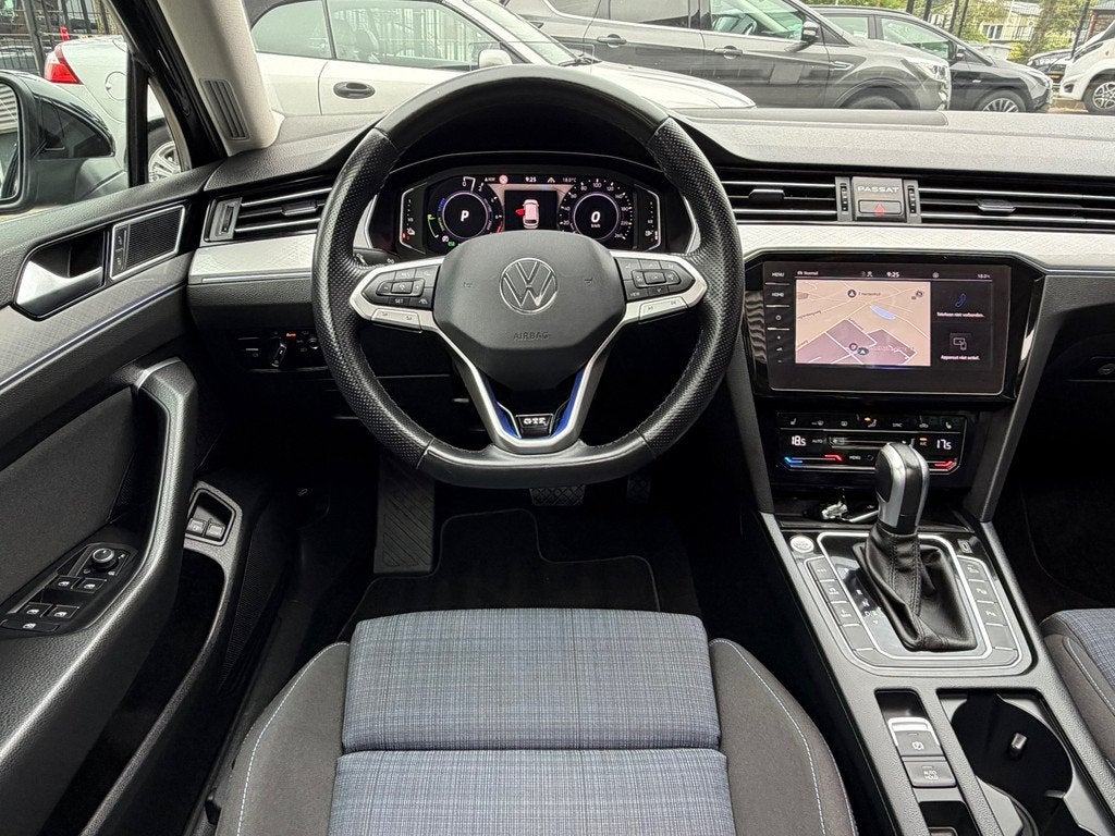 Volkswagen Passat Variant 1.4 TSI PHEV GTE Business 218PK Tr, Auto's, Volkswagen, Stof, Gebruikt, Zwart, Grijs