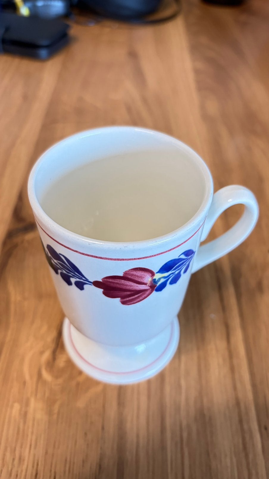 1 koffiebeker op voet met oor, Huis en Inrichting, Keuken | Servies, Ophalen, Zo goed als nieuw, Glas, Overige stijlen