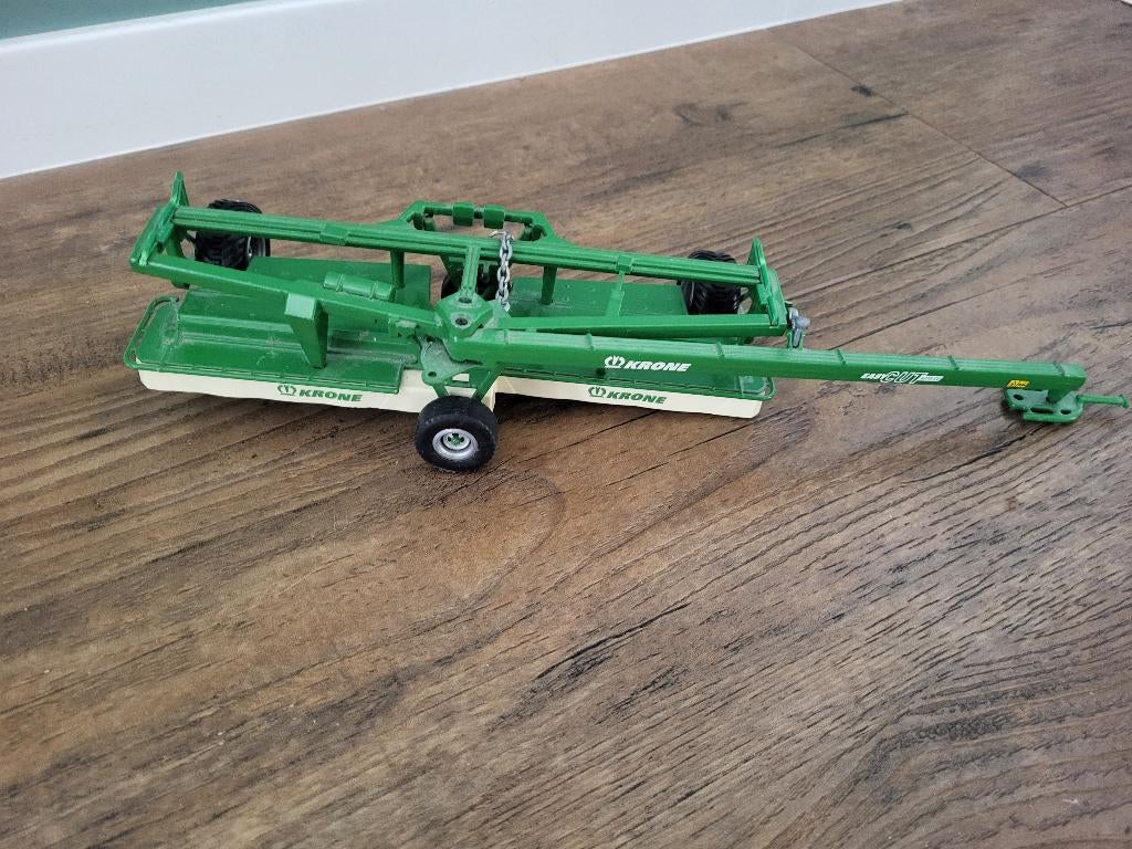 Siku 2455. Krone Easycut maaier 1:32, Ophalen of Verzenden, Zo goed als nieuw, Tractor of Landbouw, SIKU