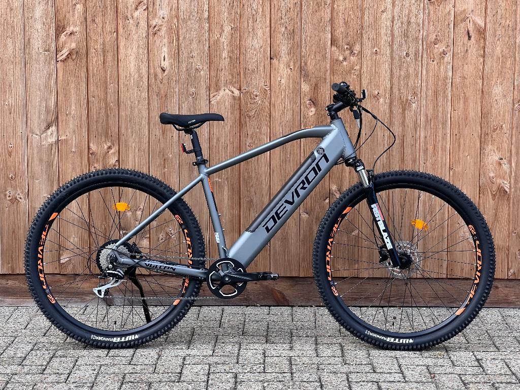 Devron Vulcan Mountainbike showmodel