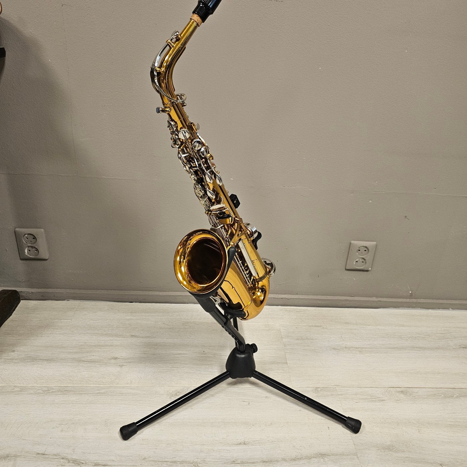 Altsaxofoon Conn 20m met toebehoren, Ophalen, Alt