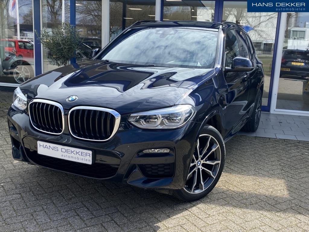 BMW X3 xDrive20d H.E. Edit., Auto's, Automaat, Euro 6, Leder en Stof, Zwart