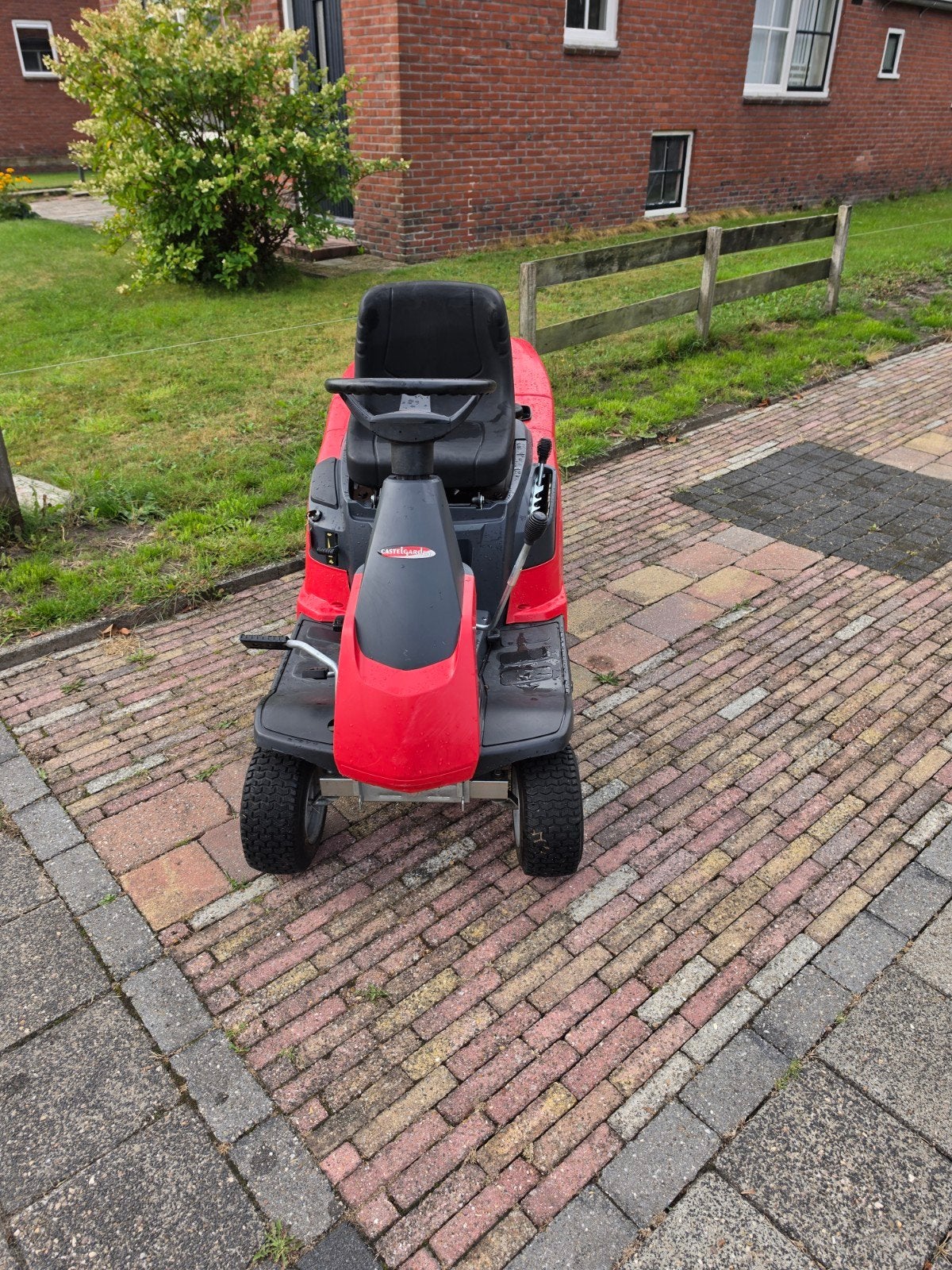 castelgarden zitmaaier werkt naar behoren, Ophalen of Verzenden