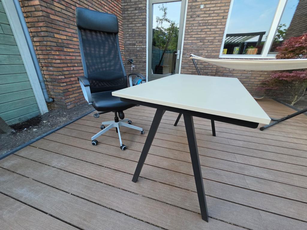IKEA TROTTEN Bureau + Bureaustoel, Huis en Inrichting, Bureaus, Ophalen, Zo goed als nieuw, 70 cm, 120 cm