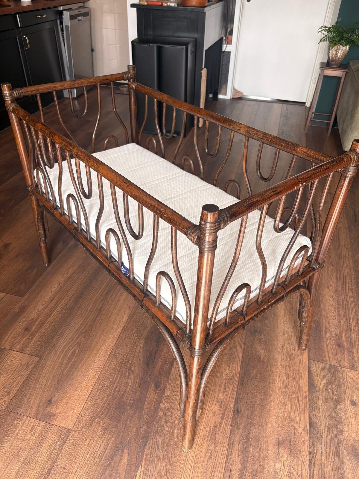 Rotan ledikantje 50x100cm, Ophalen