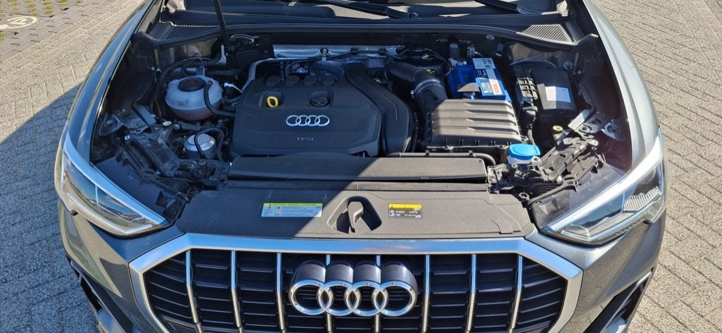 Foto 23 van Audi Q3 35 TFSI S-Line | Aut. | NL | Elec Trekhaak | Virtual