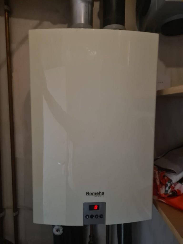 Remeha Avanta, Doe-het-zelf en Verbouw, Verwarming en Radiatoren, Ophalen, 30 tot 80 cm, Gebruikt, Hoog rendement (Hr)
