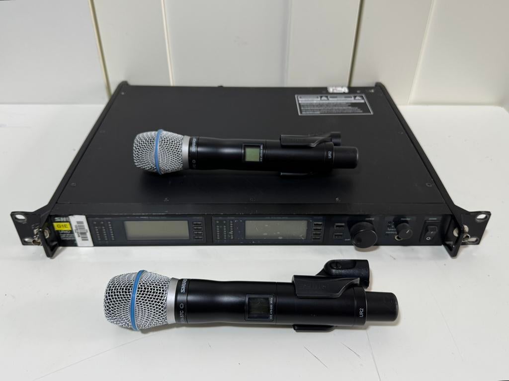 Shure UR4D G1E + Shure UR2 Beta 87A/C, Muziek en Instrumenten, Microfoons, Ophalen, Zo goed als nieuw, Zangmicrofoon