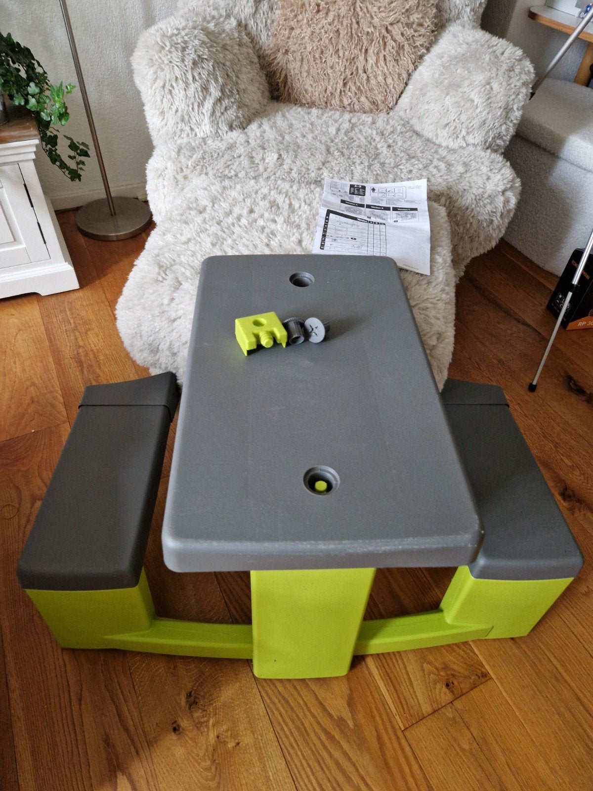 Smoby Neo Huis Picknicktafel - Gerecycled Materiaal, Ophalen, Kunststof