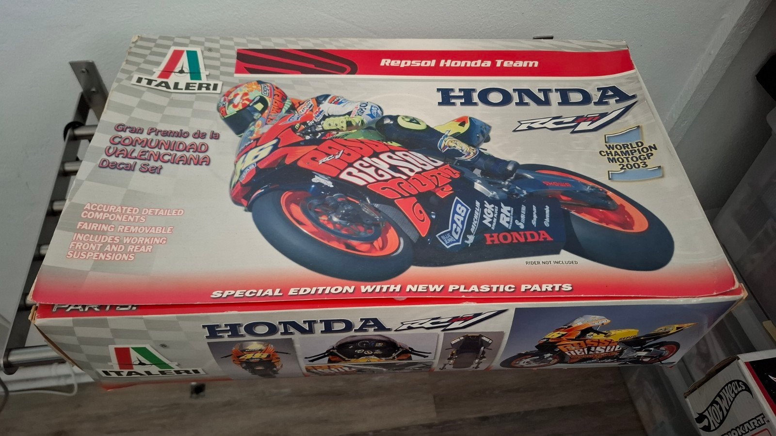Italeri Honda RC211V Special Edition Bouwpakket, Ophalen of Verzenden, Nieuw, Groter dan 1:32, Italeri