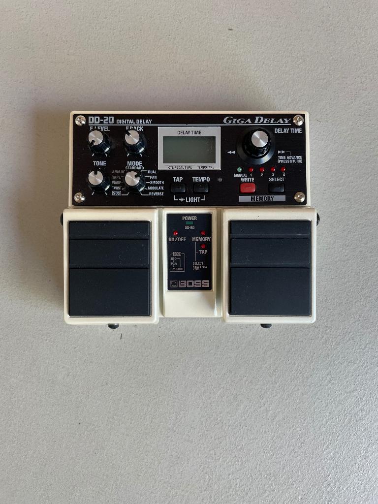 Boss DD-20 Gigadelay, Muziek en Instrumenten, Effecten, Verzenden, Zo goed als nieuw, Delay of Echo