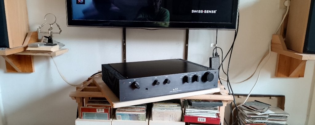 Van Medevoort MA220  versterker, Overige merken, Gebruikt, Ophalen of Verzenden, 60 tot 120 watt