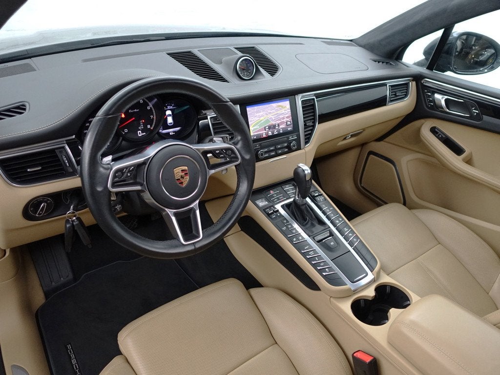 Porsche Macan 3.6 Turbo Sport Chrono, Alcantara Design, Stoe, Auto's, Porsche, Automaat, Gebruikt, Met garantie (alle), 120 €/maand