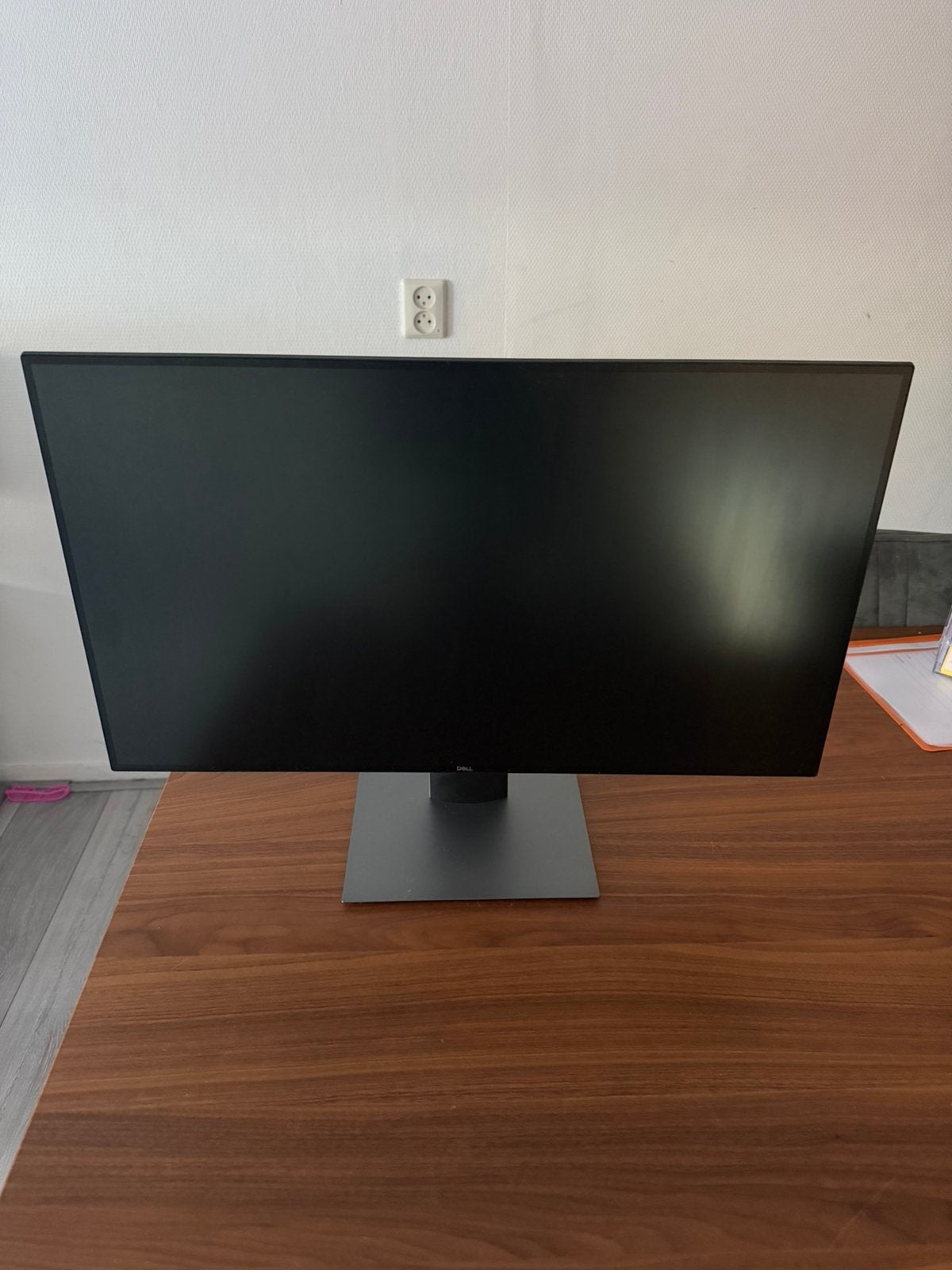 Dell U2791D QHD 27” Monitor, Computers en Software, Zo goed als nieuw, Quad HD (2K), DisplayPort, 60 Hz of minder