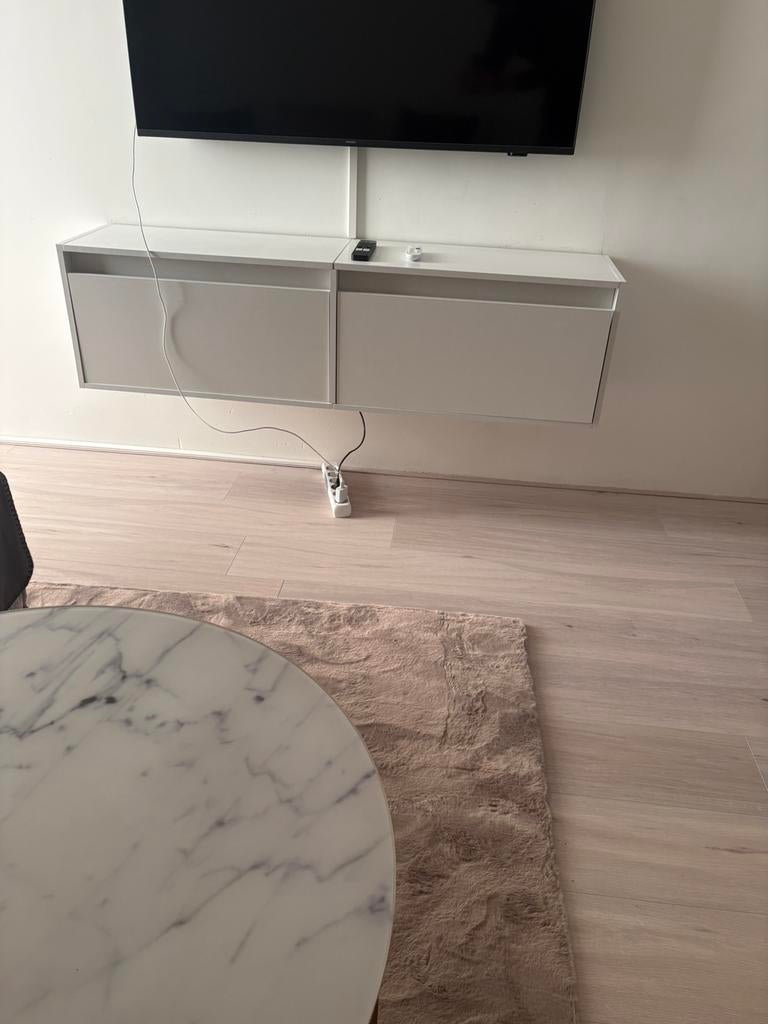 Zwevend dressoir, Huis en Inrichting, Kasten | Dressoirs, Ophalen of Verzenden, Zo goed als nieuw, 25 tot 50 cm, 100 tot 150 cm