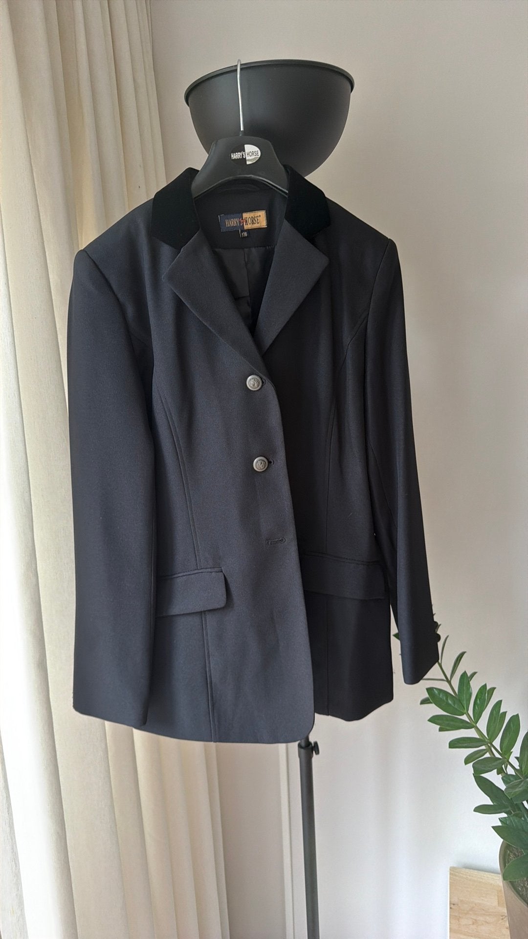 Wedstrijd paardrijjasjes, Dieren en Toebehoren, Paardrijkleding, Ophalen, Zo goed als nieuw, Dressuur, Bovenkleding