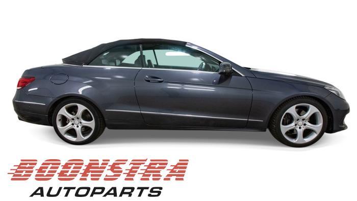 Portier 2Deurs rechts van een Mercedes E-Klasse (755), Gebruikt, -, Deur, Ophalen of Verzenden