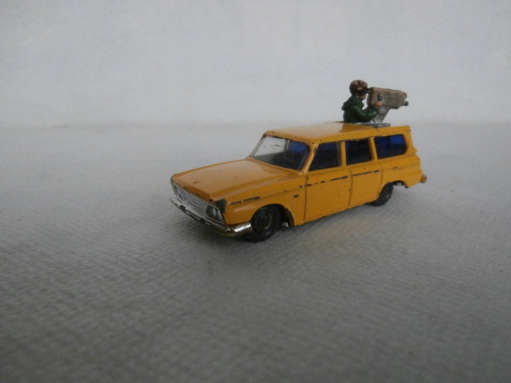 Husky Vintage Studebaker Wagonaire  met draaibare cameraman, Ophalen of Verzenden