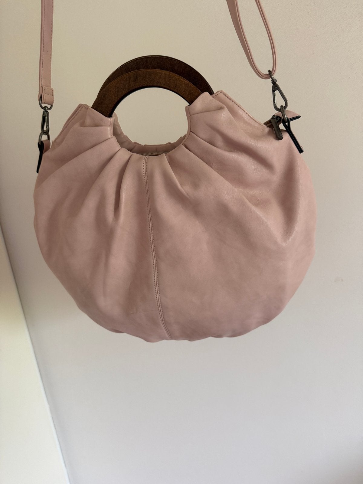 Giuliano hand- schoudertas, lichtroze met houten handvat, Ophalen of Verzenden, Gebruikt, Roze, Handtas