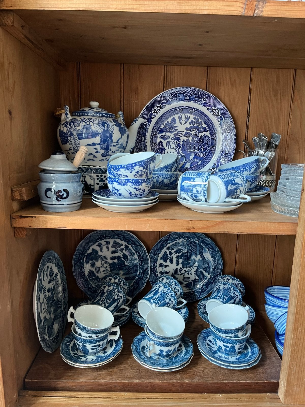 Blauw-Wit Porseleinen Servies, Ophalen