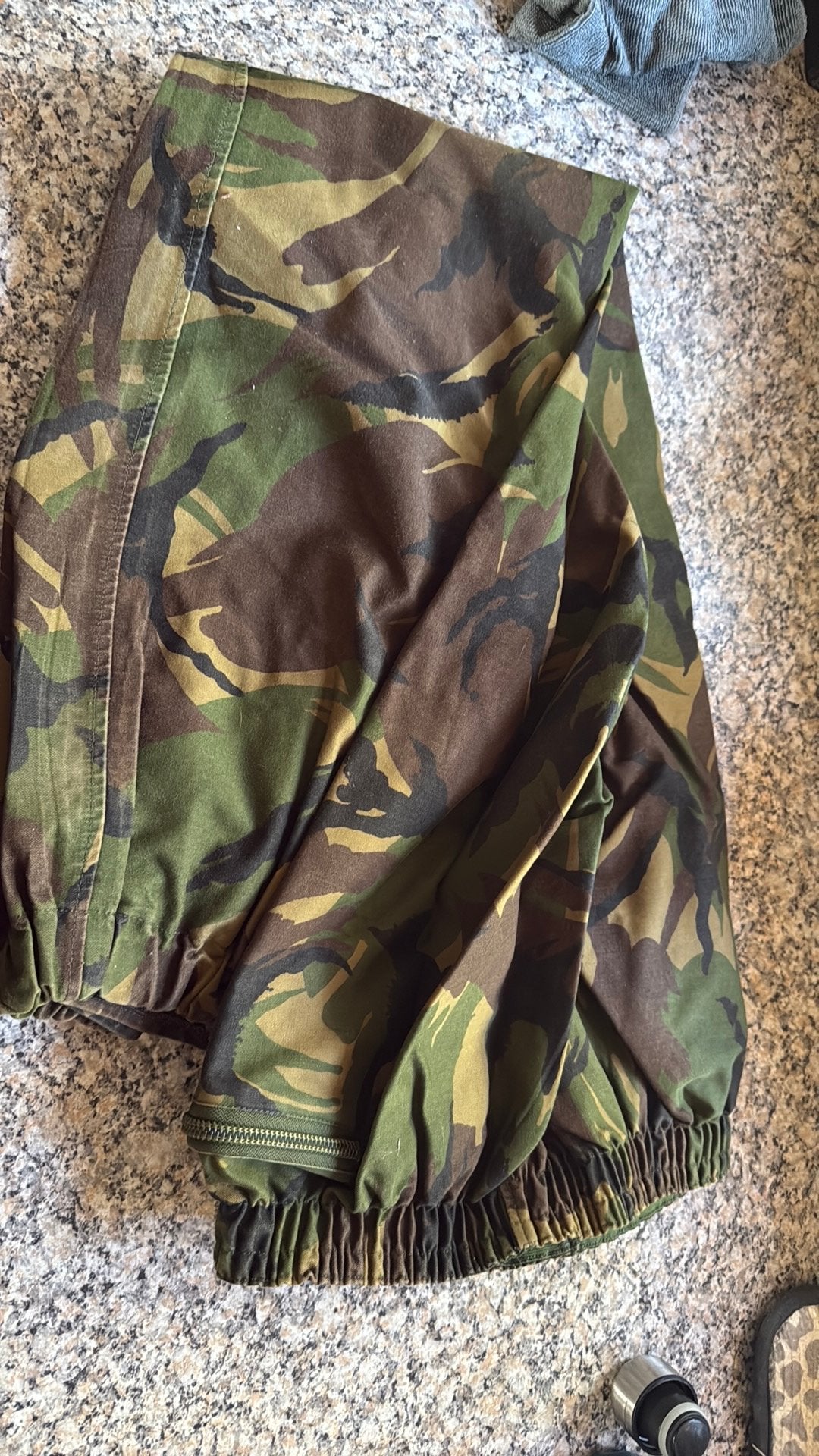 Camo broek trilaminaat (regenbroek), Ophalen of Verzenden, Landmacht, Nederland, Kleding of Schoenen