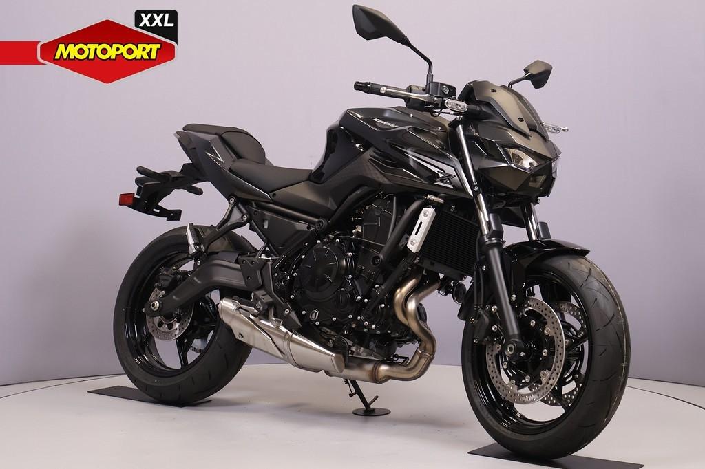 Kawasaki Z650 S, Bedrijf, Naked bike