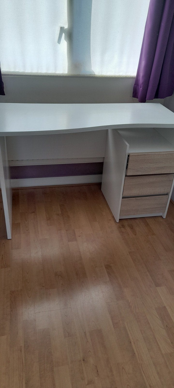 Wit bureau met lades en opbergruimte, Ophalen, Met lades, Gebruikt, 120 cm
