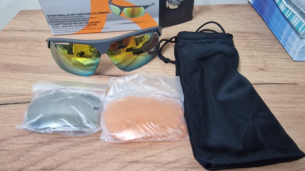 SPORTIEVE ZONNEBRIL, Ophalen, Nieuw