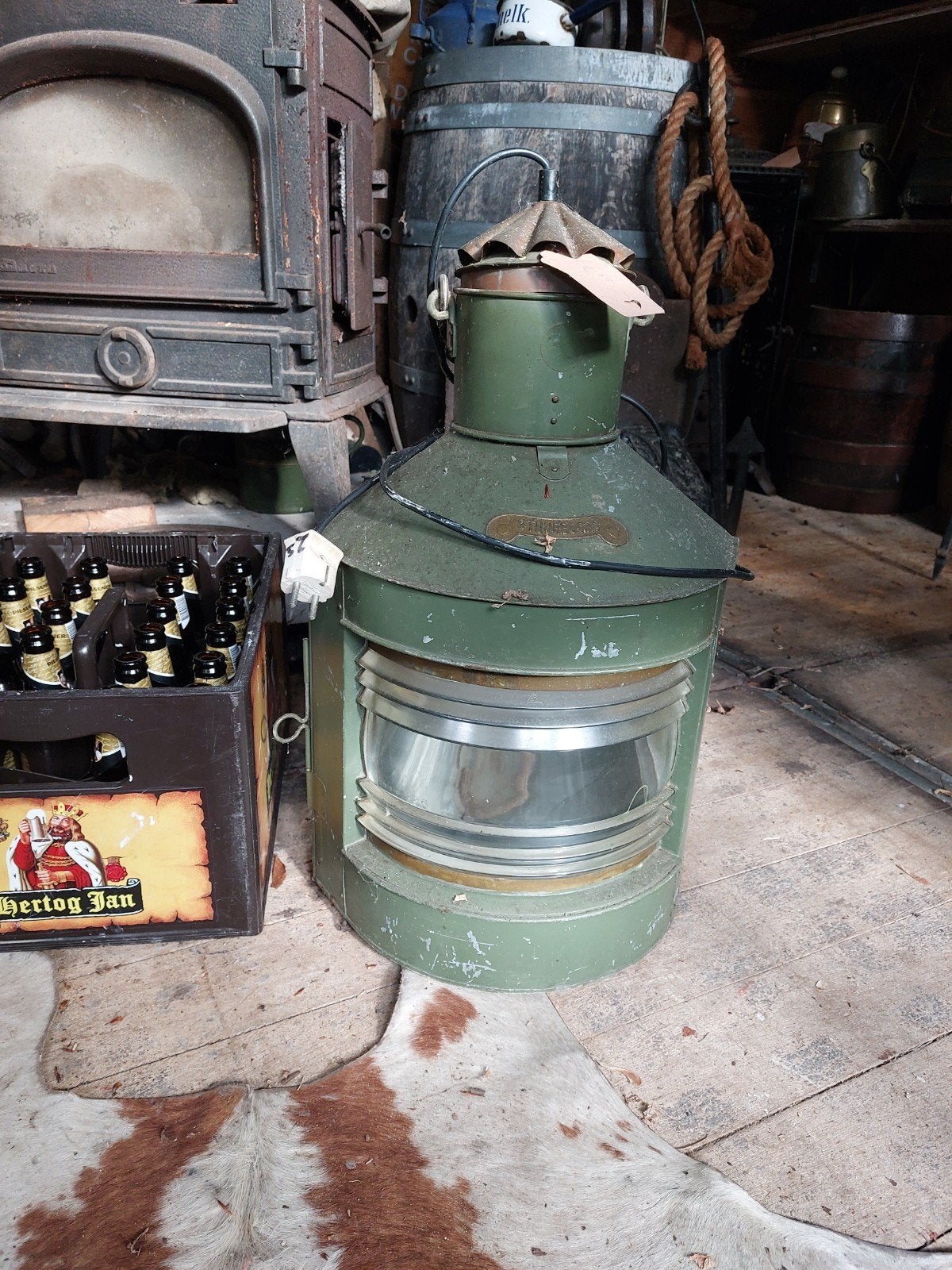 Grote scheepslamp  stuurboordlamp, Ophalen