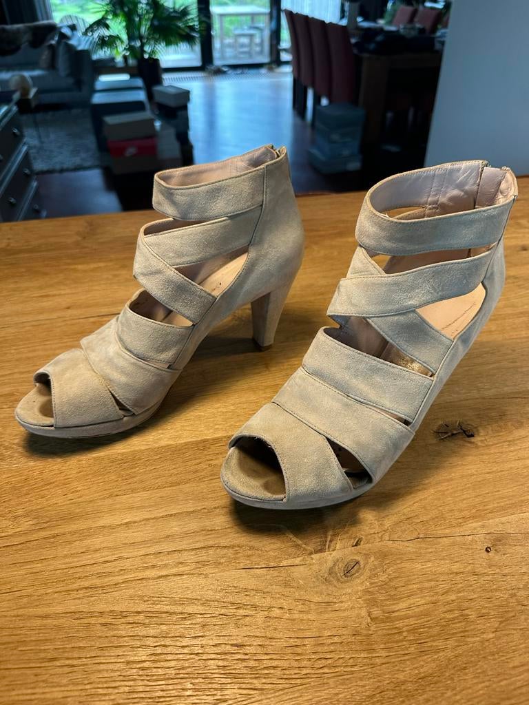 Lilian pump, hoge hak, maat 42, Pumps, Beige, Ophalen of Verzenden, Gedragen