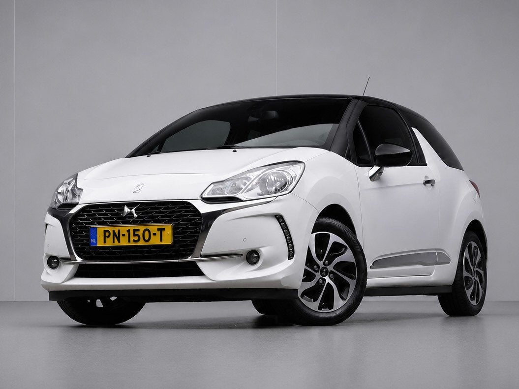 DS 3 1.2 PureTech So Chic Sport (APPLE CARPLAY,NAVI,CAMERA,C, Voorwielaandrijving, Gebruikt, 1199 cc, 82 pk