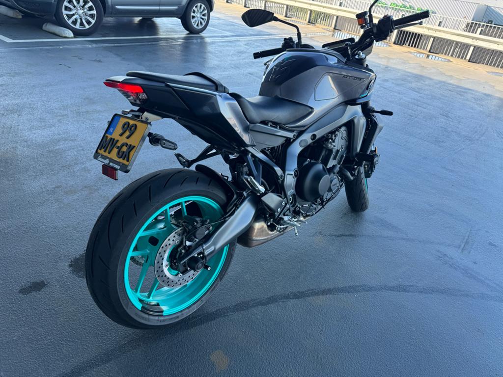 Yamaha MT-09 2024 met vele opties en extra's, Motoren, Motorrijbewijs A, Gebruikt, Particulier, Meer dan 35 kW