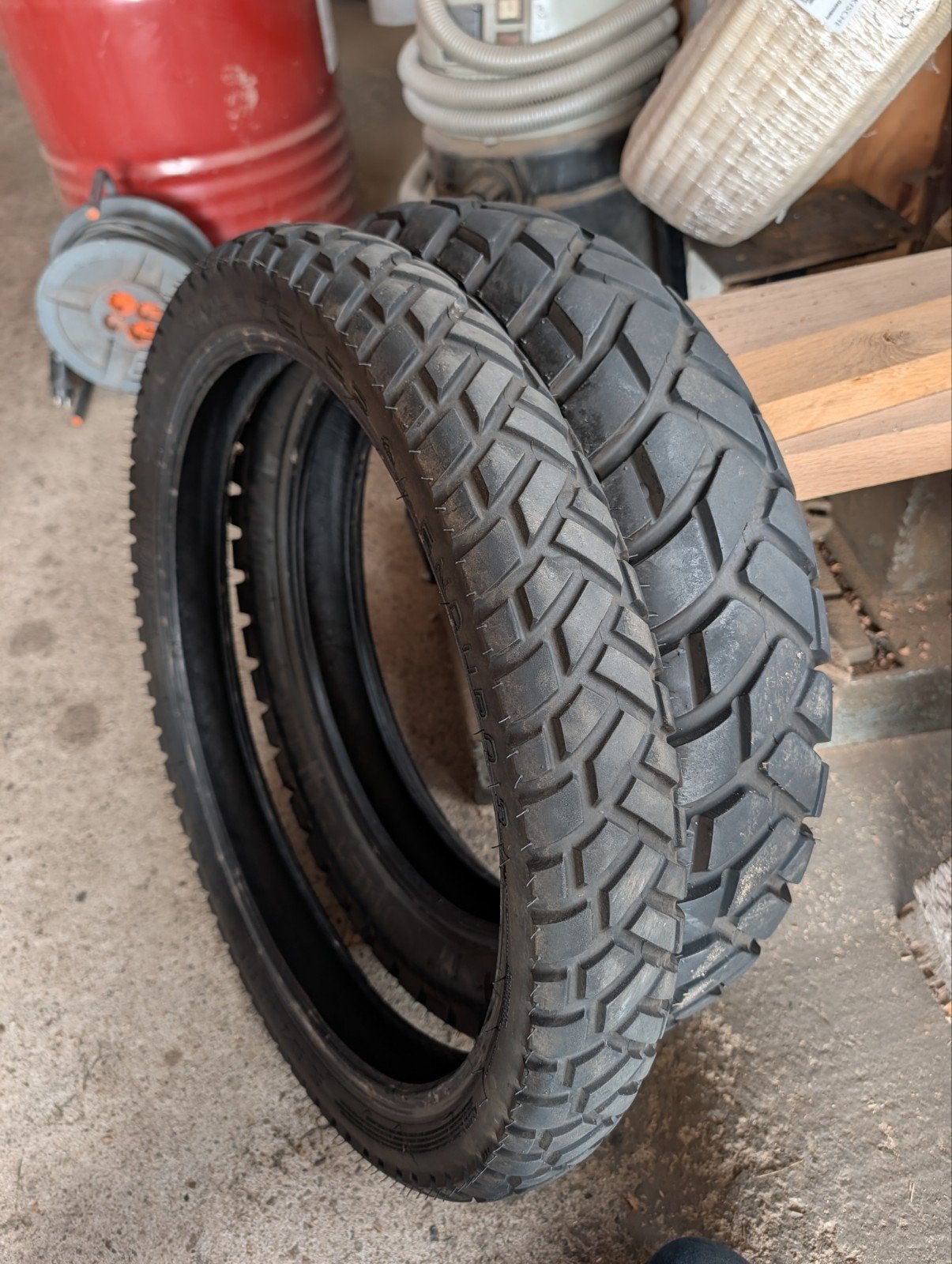 Metzeler Sahara Enduro 3 bandenset 90/90-21 & 140/80-18, Motoren, Ophalen of Verzenden, Gebruikt