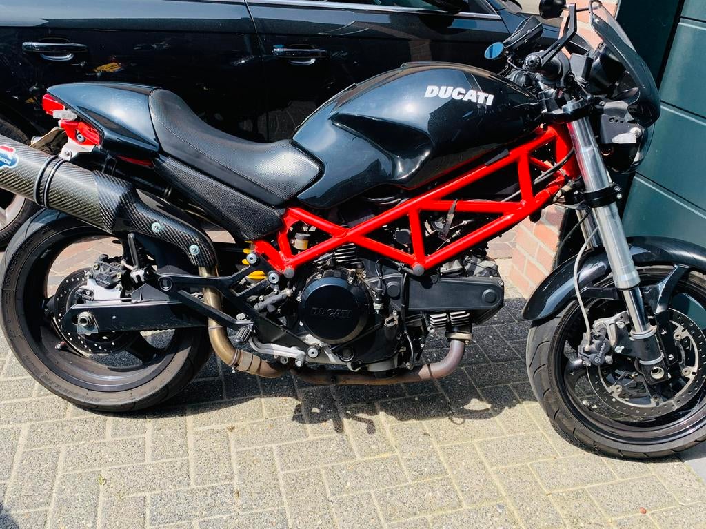 Ducati Monster 695 met Termignoni uitlaten, Motoren, Motoren | Ducati, Sportuitlaat, 2 cilinders, Motorrijbewijs A, Particulier