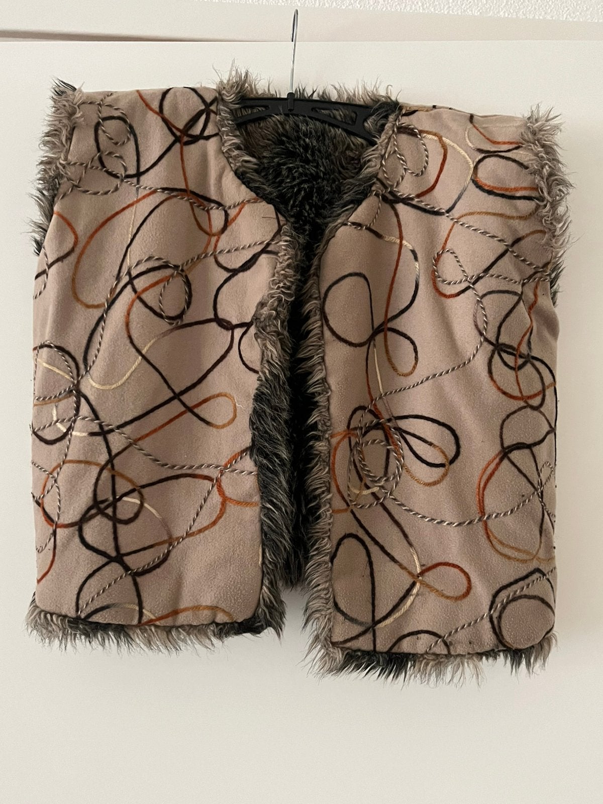 Bodywarmer maat M aan 2 kanten te dragen, Kleding | Dames, Bodywarmers, Ophalen of Verzenden, Zo goed als nieuw, Maat 38/40 (M)