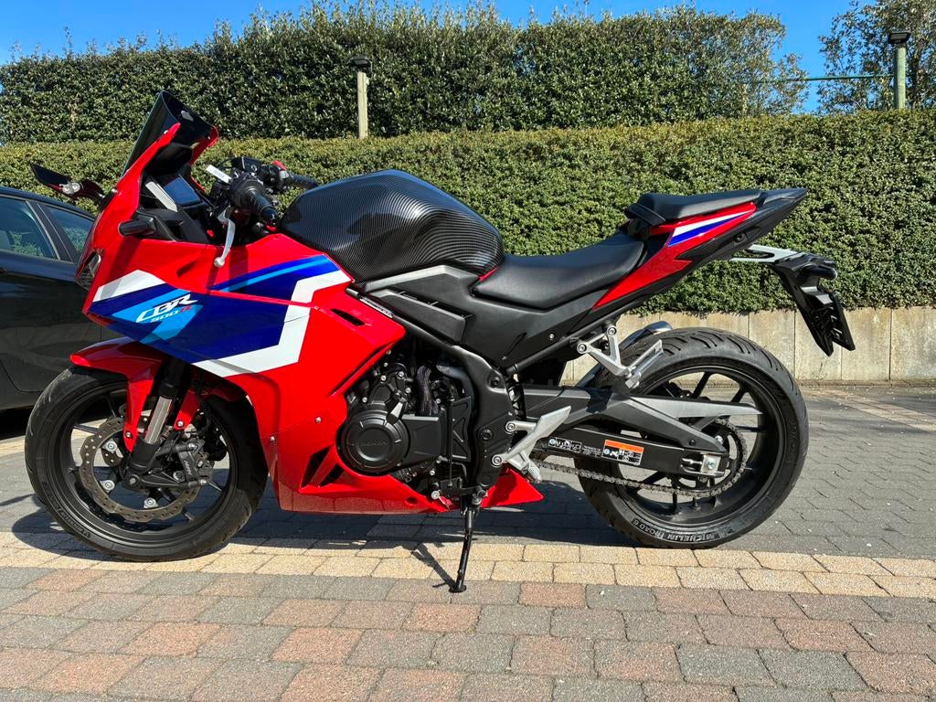 Prachtige 2025 Honda CBR500R ABS met stealth mirrors, Motoren, Motoren | Honda, Occasion, Minimaal motorrijbewijs A2, Handgeschakeld