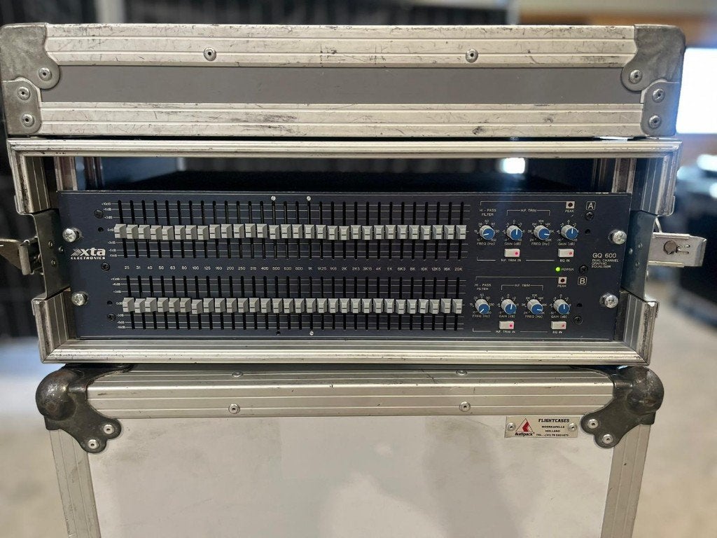 XTA GQ600 Dual Channel Equaliser in flightcase, Muziek en Instrumenten, Gebruikt, XTA, XTA, Ophalen of Verzenden