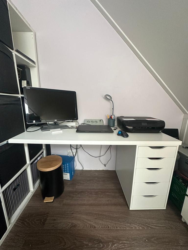 IKEA Kallax vakkenkast met opbergbakken en bureau, Opbergruimte, Spaanplaat of MDF, Ophalen of Verzenden, Zo goed als nieuw