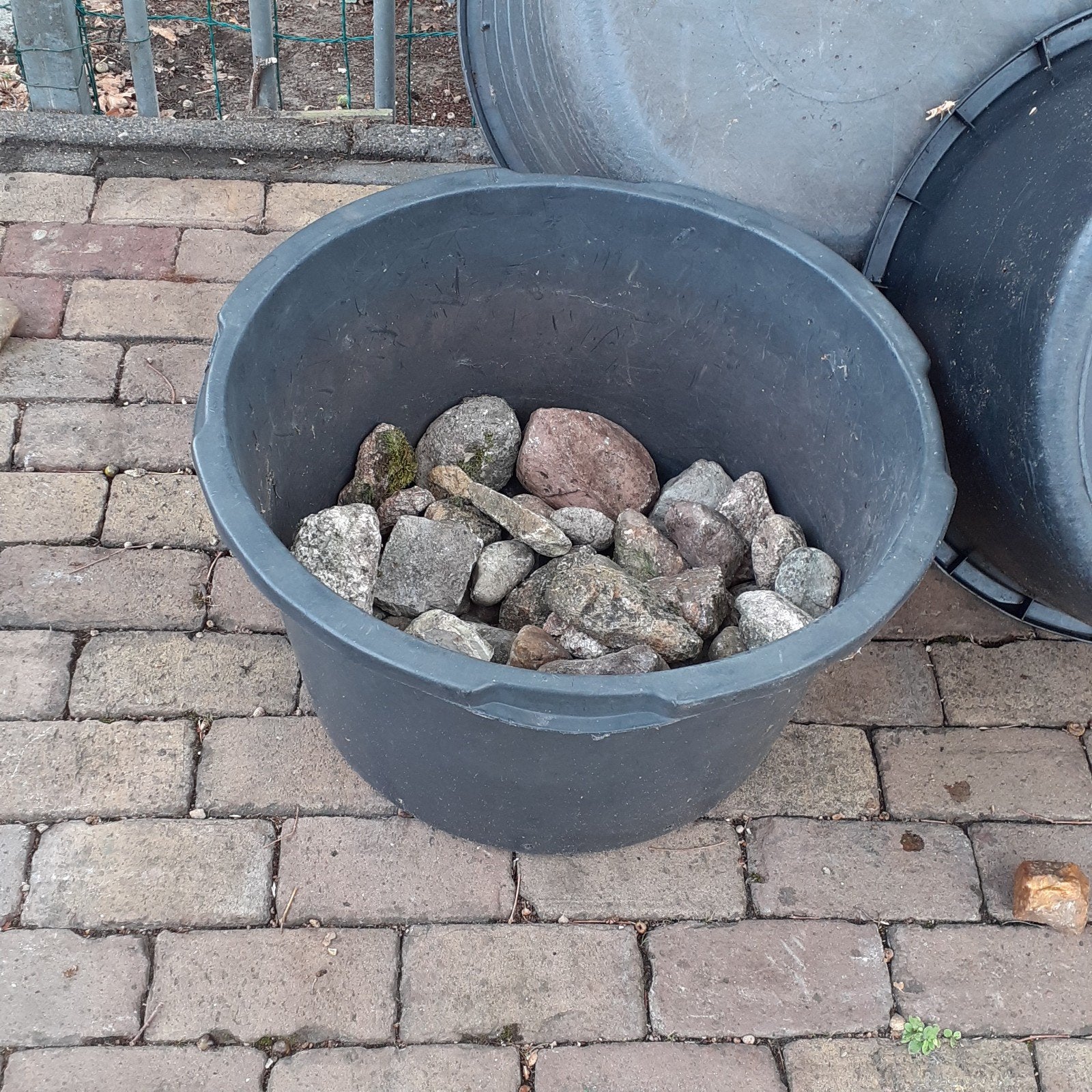 gratis ➡️ RESTJE   KEITJES, Tuin en Terras, Grind, Keien en Split, Ophalen, Kei
