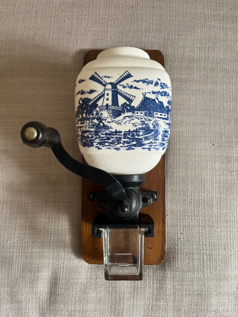 Vintage Delft blue coffee grinder, Ophalen of Verzenden, Niet werkend, Overige merken, Koffiemolen