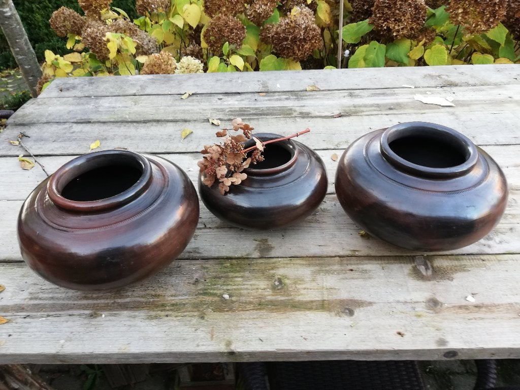 Set 3 donkerbruine grote vazen 32-28 cm doorsnee waterkruik, Huis en Inrichting, Ophalen, Nieuw, Bruin, Steen/keramiek