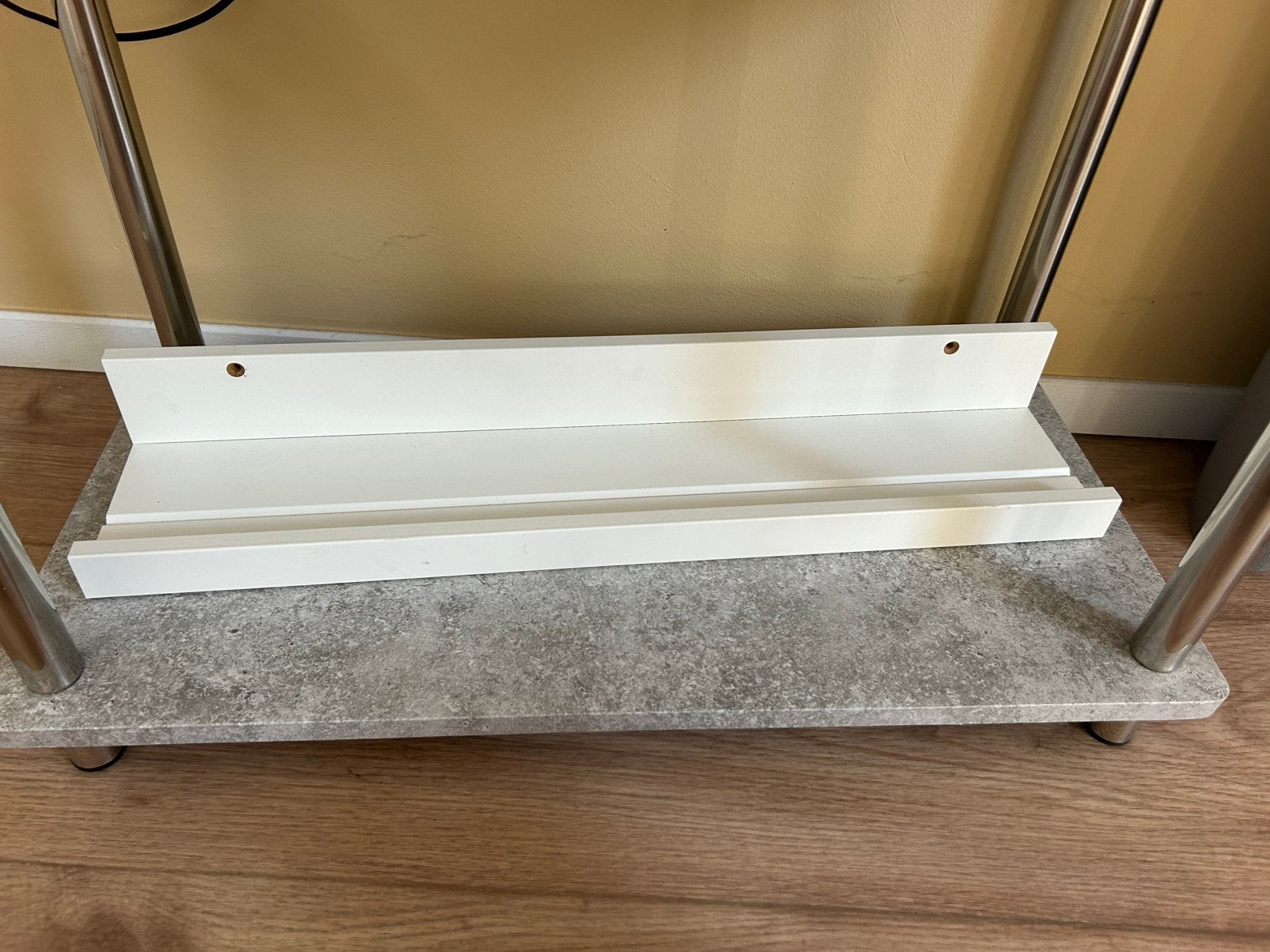 Nieuw IKEA mosslanda 55 cm witte plank, Huis en Inrichting, Woonaccessoires | Wandplanken en Boekenplanken, Ophalen of Verzenden