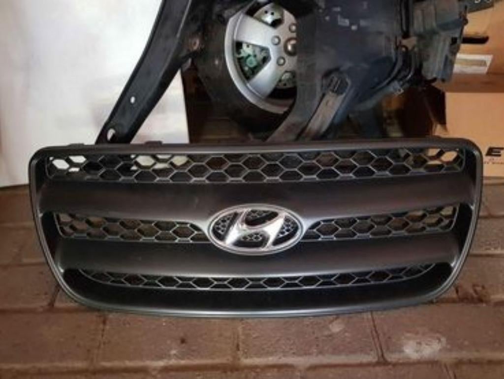 Hyundai Santa Fe Grill, Gebruikt, Voor, Ophalen of Verzenden, Bumper