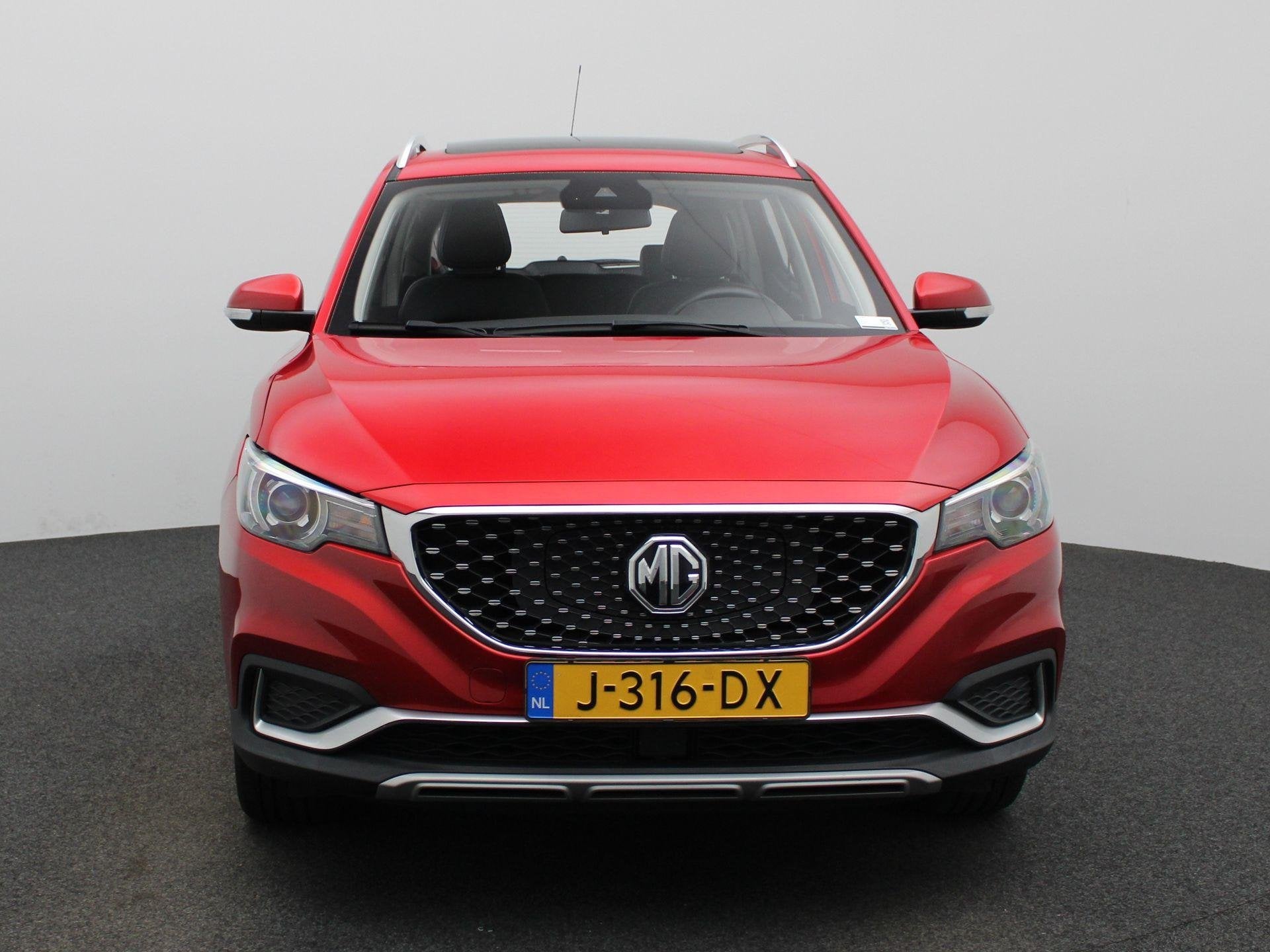 MG MG ZS EV Luxury 45 kWh | Automaat | Panoramadak | Leder |, Auto's, Gebruikt, 143 pk, ZS, 1507 kg