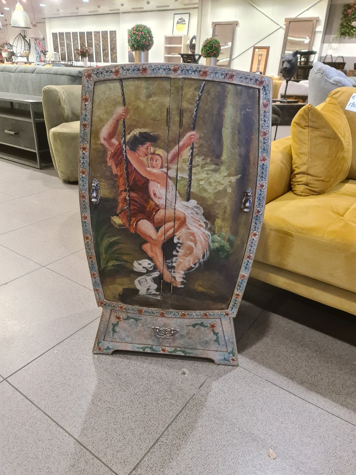 brocante Oosters hand beschilderd kastje €135, Ophalen