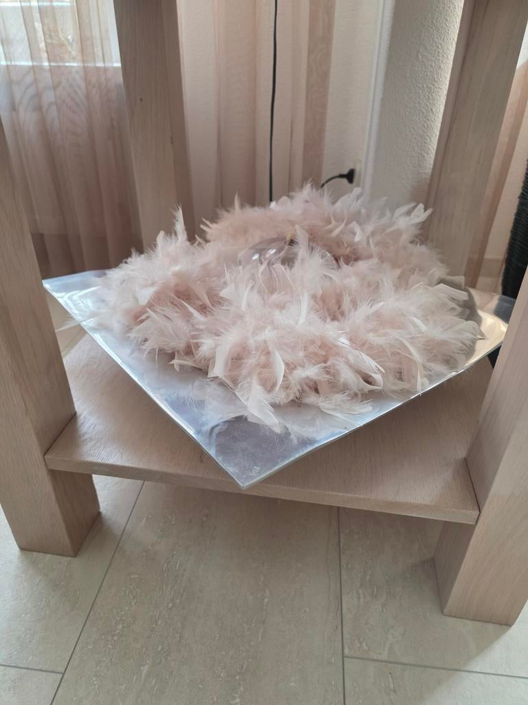 Decoratieve schaal met veren en kaars, Huis en Inrichting, Woonaccessoires | Overige, Roze, Ophalen of Verzenden, Zo goed als nieuw