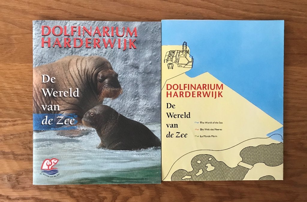 Gids Dolfinarium Harderwijk inclusief parkplattegond, Ophalen of Verzenden, Zo goed als nieuw