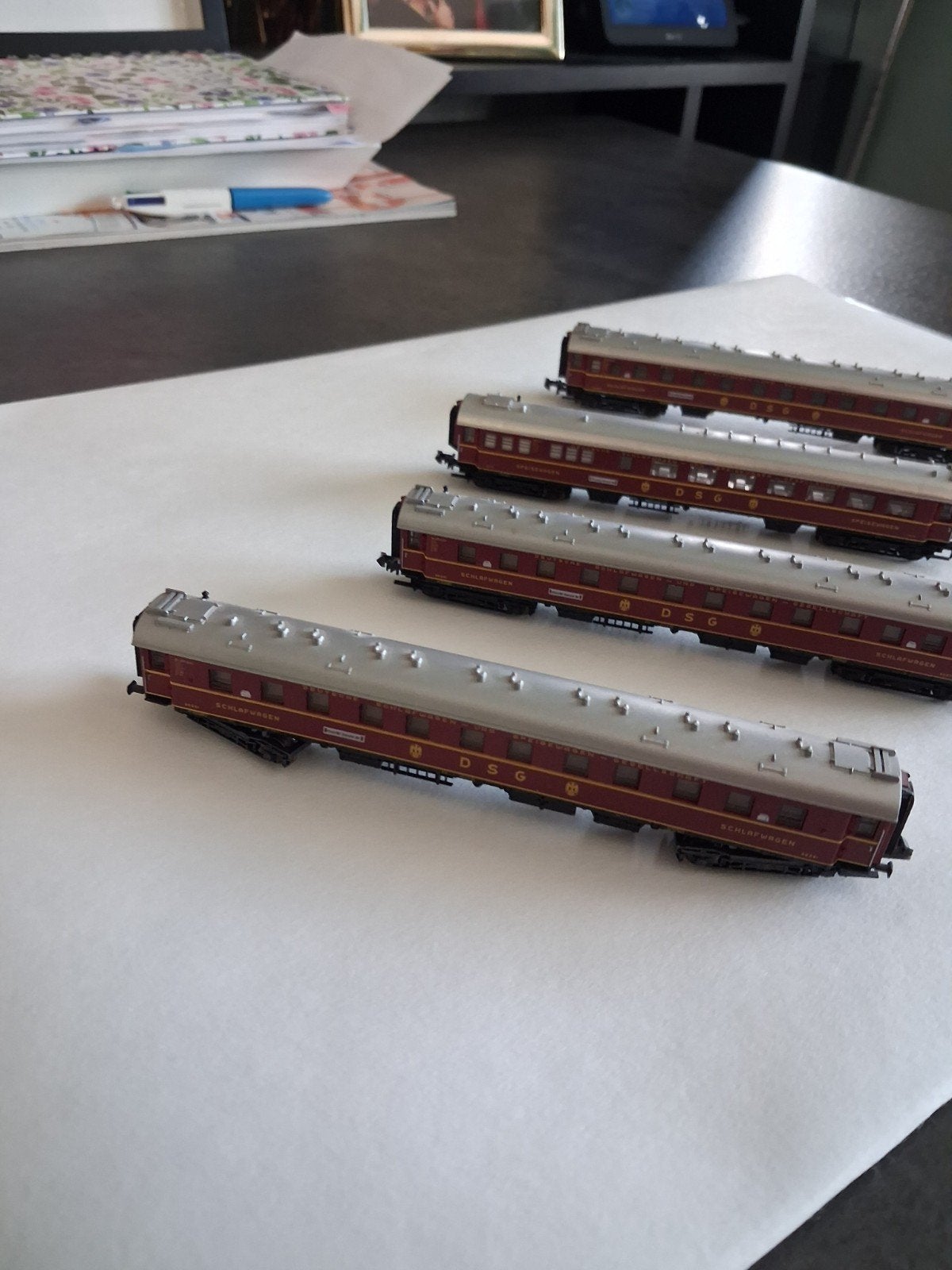 Trix mini, wagons 4 stuks zeek mooi N spoor, Gelijkstroom, Trix, Wagon, Ophalen of Verzenden